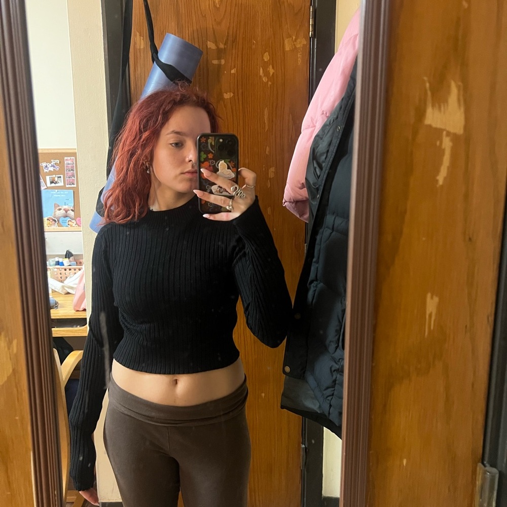 Garage Black Ribbed Sweater - Picture 5 of 5